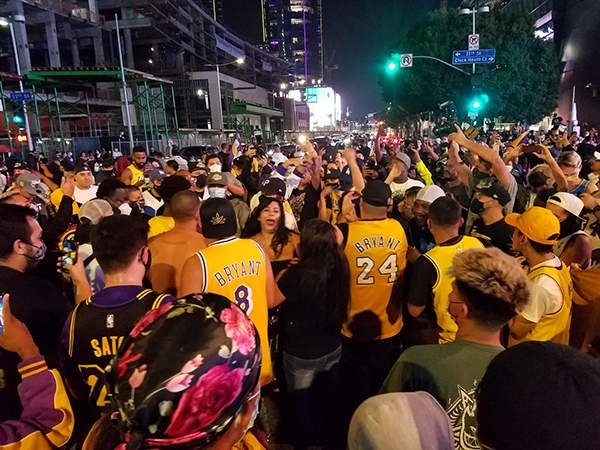 Lakers win record-tying 17th NBA championship