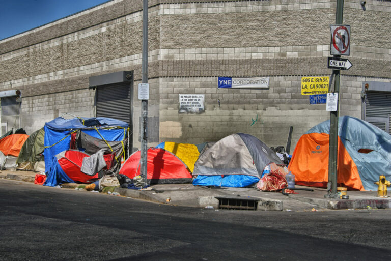 LA defies CDC advice, increases homeless sweeps