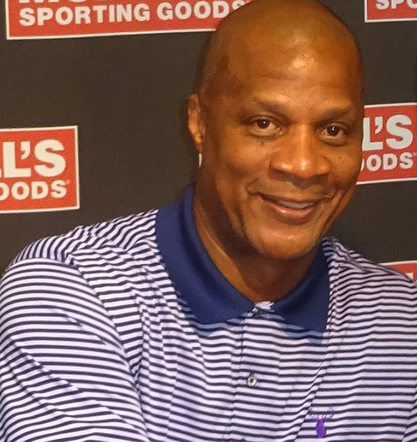 Darryl Strawberry tells his own story in new book