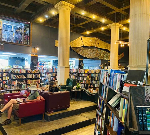 SPOTLIGHT ON L.A.: Last Bookstore is first among literary enthusiasts