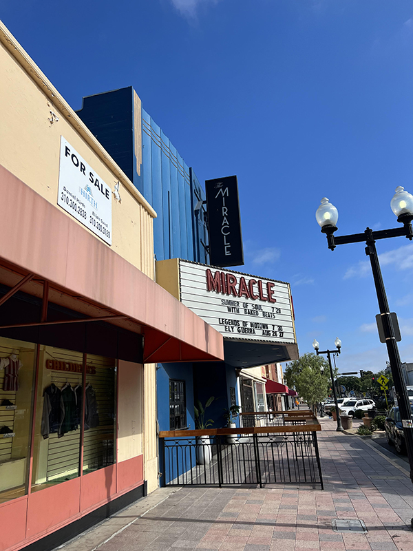 Miracle Theater returns to showing movies in Inglewood