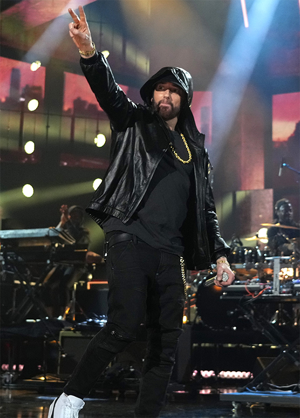 BILL VAUGHAN’S TASTY CLIPS: Hall of Fame ceremony airs with Eminem, Richie