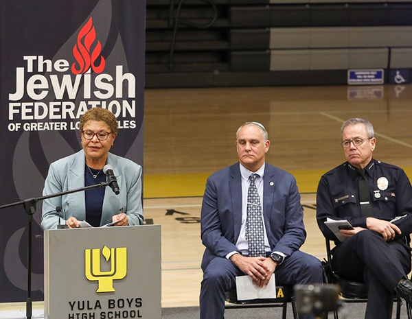 Town hall meeting targets antisemitic shootings