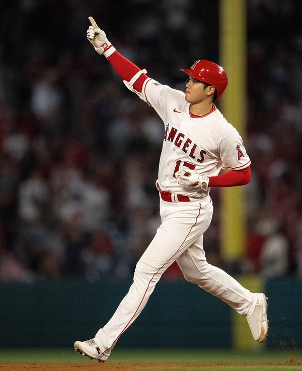 SPORTS DIGEST: Ohtani offers sports fans history in the making 