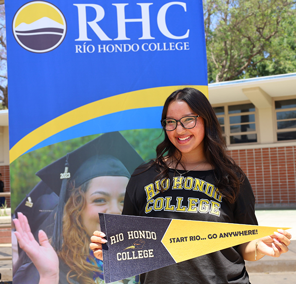 Partnership gives Whittier students head start on college 