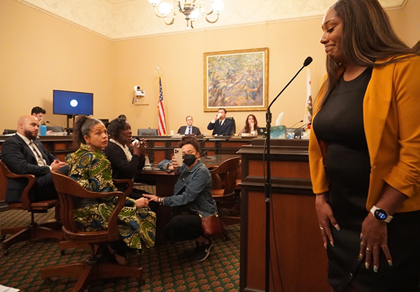 Bill requiring family notification of inmate death is signed